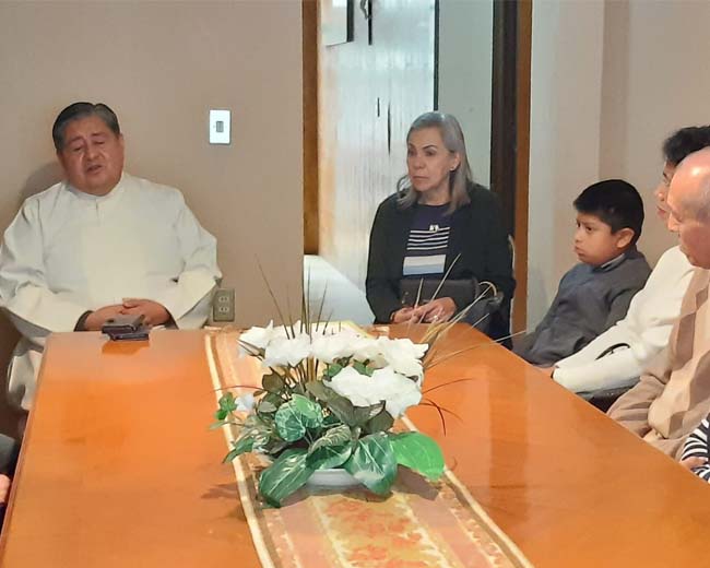 Alumnos de Teologia del Grupo de Eucaristía